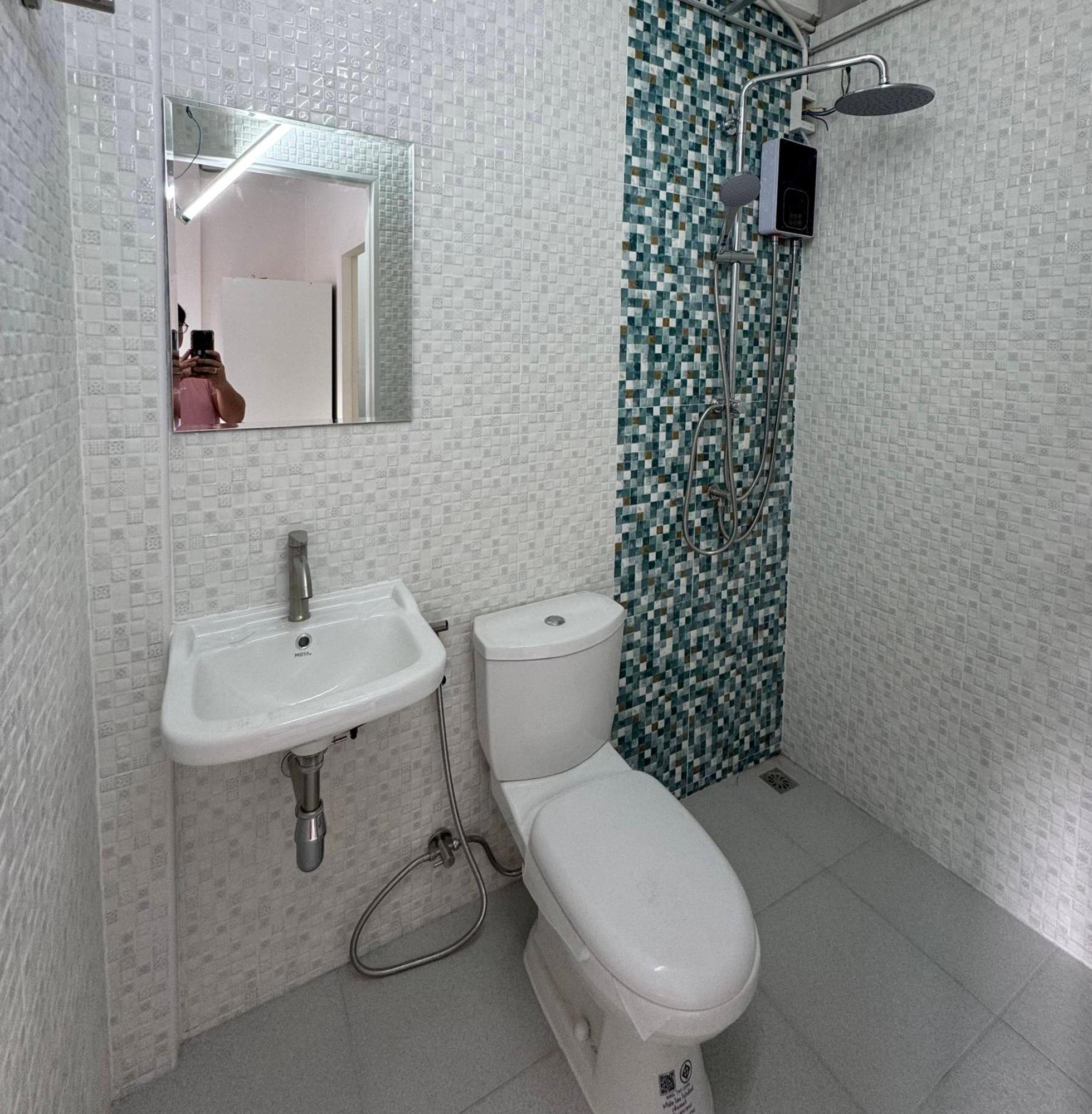 Twenty Two Place Hostel - Sukhumvit 22 バンコク都 エクステリア 写真
